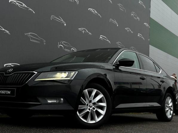 Skoda Superb III с пробегом 2017 года, цена 1 567 800 рублей, 240872 км, лифтбек, Автокод Объявления