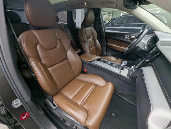 Volvo XC60 II с пробегом 2018 года, цена 3 377 000 рублей, 108772 км, внедорожник, Автокод Объявления