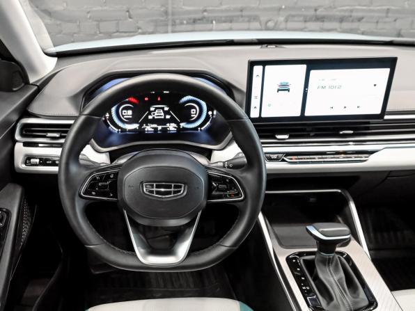 Geely Emgrand II с пробегом 2023 года, цена 1 770 000 рублей, 41385 км, седан, Автокод Объявления