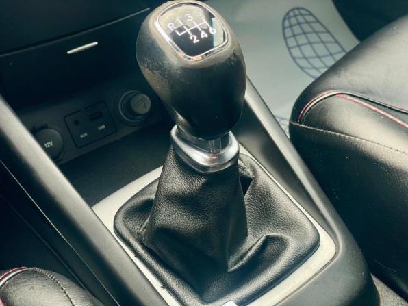 Kia Ceed I Рестайлинг с пробегом 2011 года, цена 470 000 рублей, 221755 км, хэтчбек, Автокод Объявления