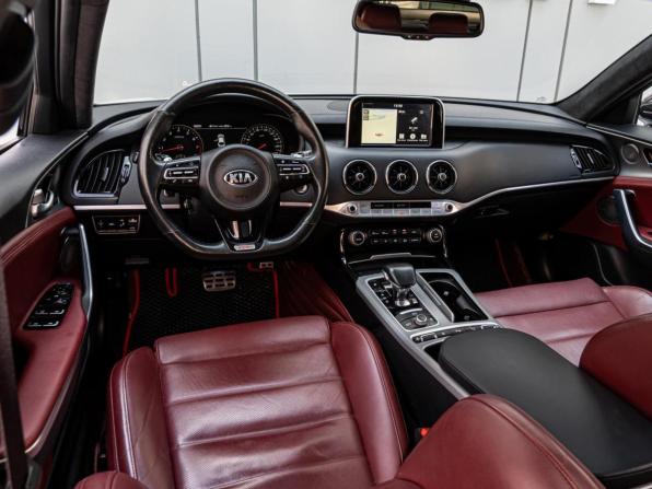 Kia Stinger I с пробегом 2018 года, цена 3 200 000 рублей, 132074 км, лифтбек, Автокод Объявления