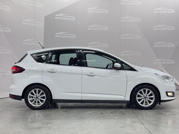 Ford C-MAX II Рестайлинг с пробегом 2017 года, цена 1 100 000 рублей, 152993 км, компактвэн, Автокод Объявления