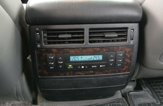 Toyota Land Cruiser 200 Series с пробегом 2008 года, цена 2 598 000 рублей, 240809 км, внедорожник, Автокод Объявления