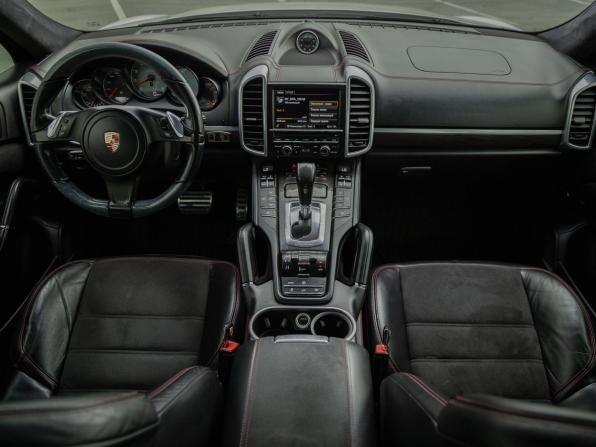 Porsche Cayenne II (958) с пробегом 2013 года, цена 2 150 000 рублей, 271000 км, внедорожник, Автокод Объявления
