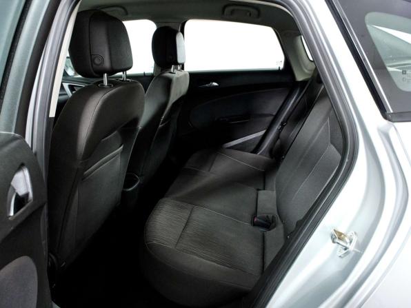 Opel Astra J Рестайлинг с пробегом 2013 года, цена 735 000 рублей, 154101 км, седан, Автокод Объявления