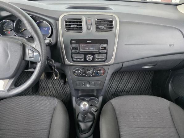 Renault Sandero II с пробегом 2018 года, цена 1 049 000 рублей, 101663 км, хэтчбек, Автокод Объявления