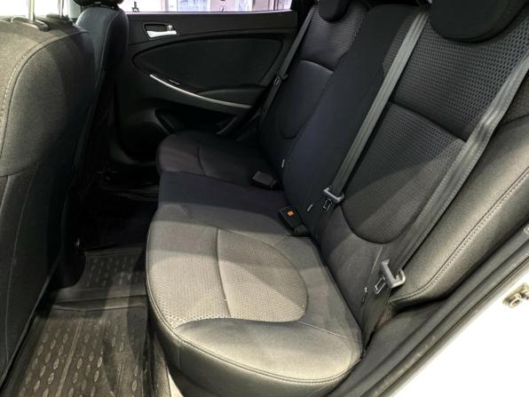 Hyundai Solaris I Рестайлинг с пробегом 2015 года, цена 1 085 000 рублей, 158249 км, хэтчбек, Автокод Объявления