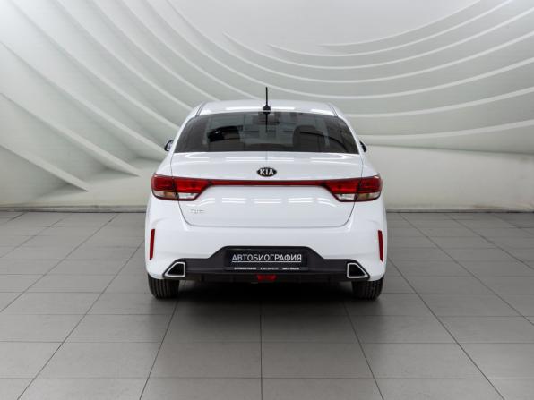 Kia Rio IV Рестайлинг с пробегом 2021 года, цена 1 638 000 рублей, 82310 км, седан, Автокод Объявления