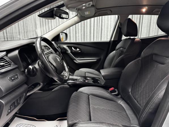 Renault Kadjar I Рестайлинг с пробегом 2019 года, цена 1 450 000 рублей, 240889 км, внедорожник, Автокод Объявления
