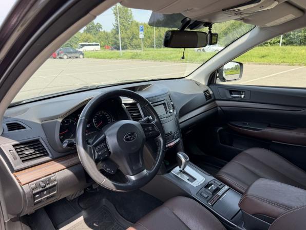 Subaru Outback IV Рестайлинг с пробегом 2014 года, цена 1 750 000 рублей, 252000 км, универсал, Автокод Объявления