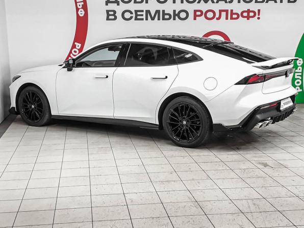 Changan UNI-V I с пробегом 2023 года, цена 2 525 000 рублей, 30300 км, лифтбек, Автокод Объявления