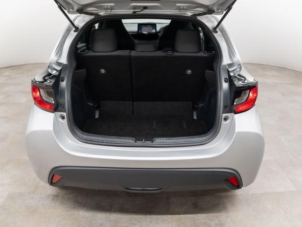 Toyota Yaris IV с пробегом 2020 года, цена 1 177 000 рублей, 104356 км, хэтчбек, Автокод Объявления