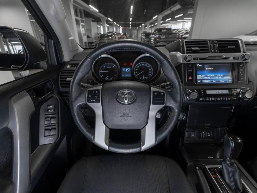 Toyota Land Cruiser Prado 150 Series Рестайлинг 1 Москва  - изображение 10
