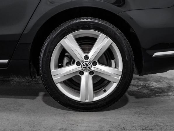 Volkswagen Passat B7 с пробегом 2012 года, цена 1 295 000 рублей, 139520 км, универсал, Автокод Объявления