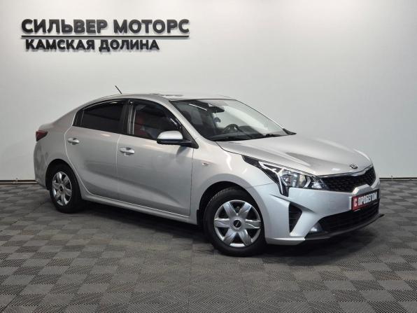 Kia Rio IV Рестайлинг с пробегом 2020 года, цена 1 490 000 рублей, 74000 км, седан, Автокод Объявления