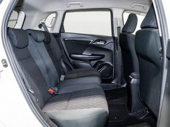 Honda Fit III с пробегом 2013 года, цена 995 000 рублей, 118125 км, хэтчбек, Автокод Объявления
