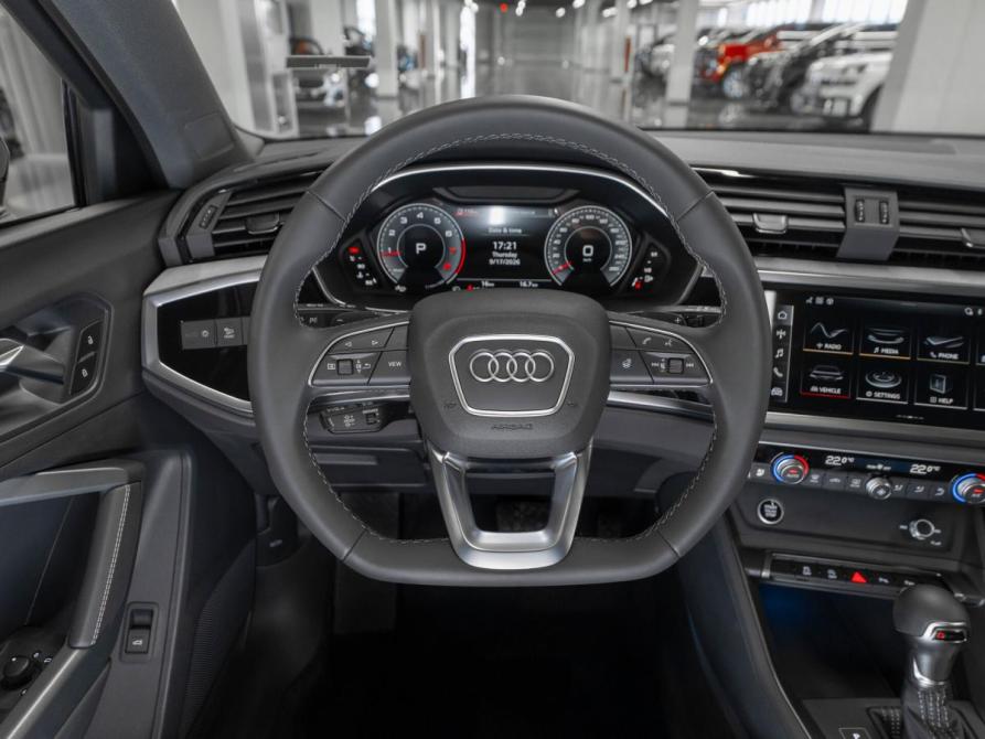 Audi Q3 II (F3) Москва  - изображение 11