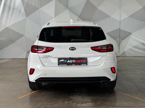 Kia Ceed III с пробегом 2018 года, цена 1 550 000 рублей, 138068 км, хэтчбек, Автокод Объявления