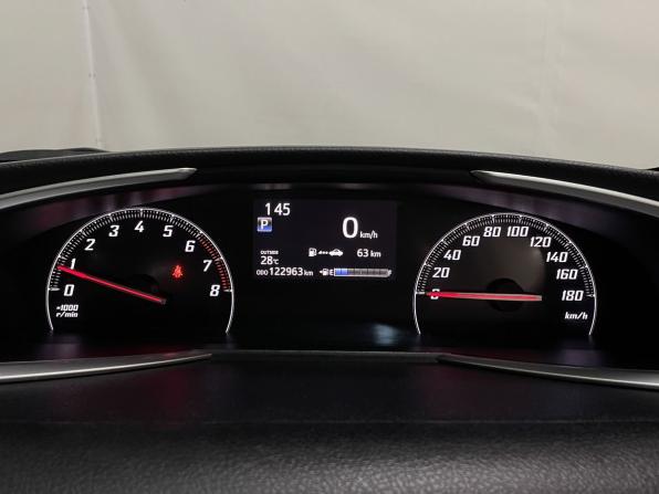 Toyota Sienta II Рестайлинг с пробегом 2019 года, цена 1 470 000 рублей, 122963 км, компактвэн, Автокод Объявления
