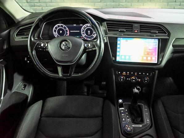 Volkswagen Tiguan II с пробегом 2017 года, цена 2 650 000 рублей, 210421 км, внедорожник, Автокод Объявления
