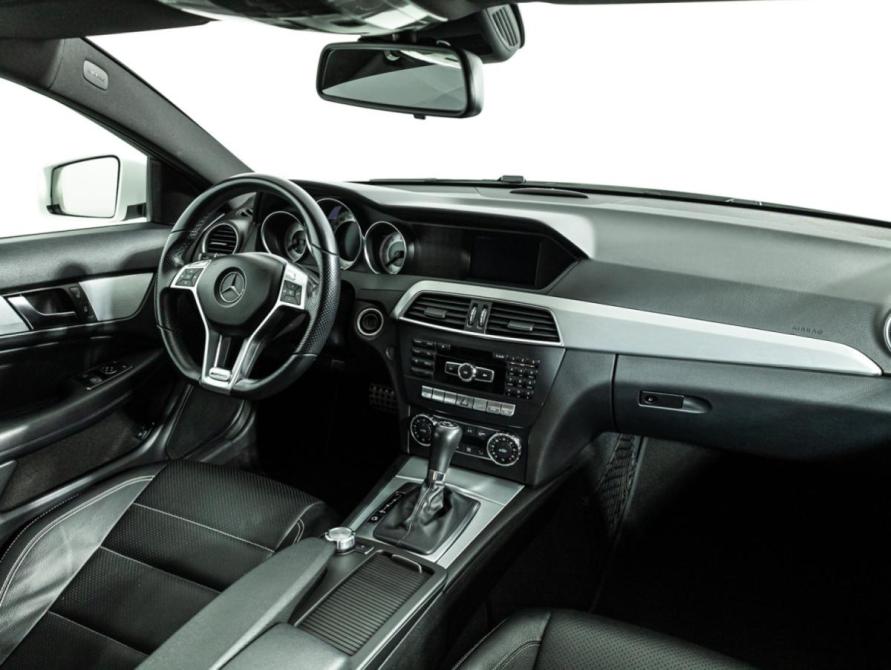 Mercedes-Benz C-Класс III (W204) Рестайлинг Санкт-Петербург  - изображение 9