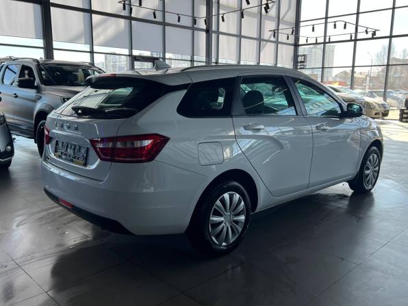 Lada (ВАЗ) Vesta I с пробегом 2021 года, цена 1 060 000 рублей, 105000 км, универсал, Автокод Объявления