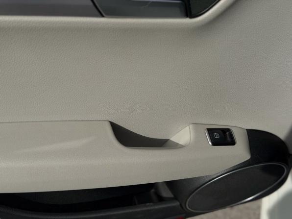 Mercedes-Benz C-Класс III (W204) Рестайлинг с пробегом 2011 года, цена 1 400 000 рублей, 264244 км, седан, Автокод Объявления