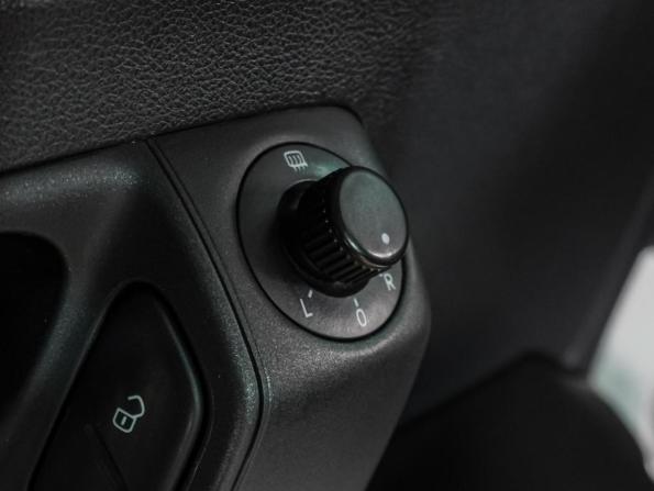 Volkswagen Polo V Рестайлинг с пробегом 2016 года, цена 999 000 рублей, 146939 км, седан, Автокод Объявления