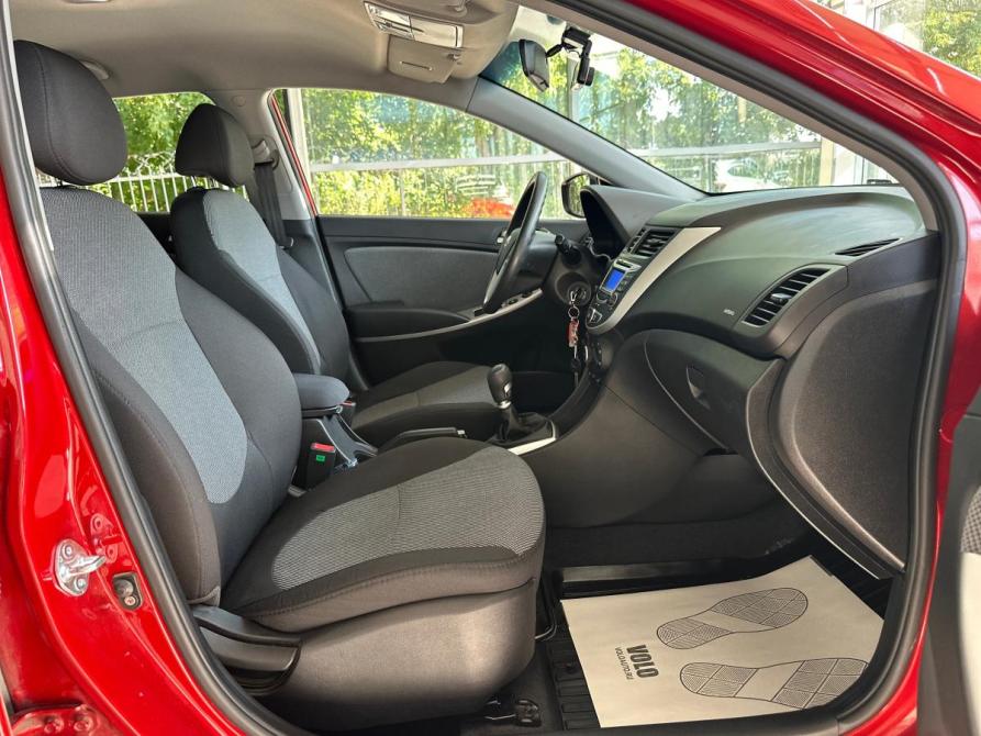 Hyundai Solaris I Санкт-Петербург  - изображение 32
