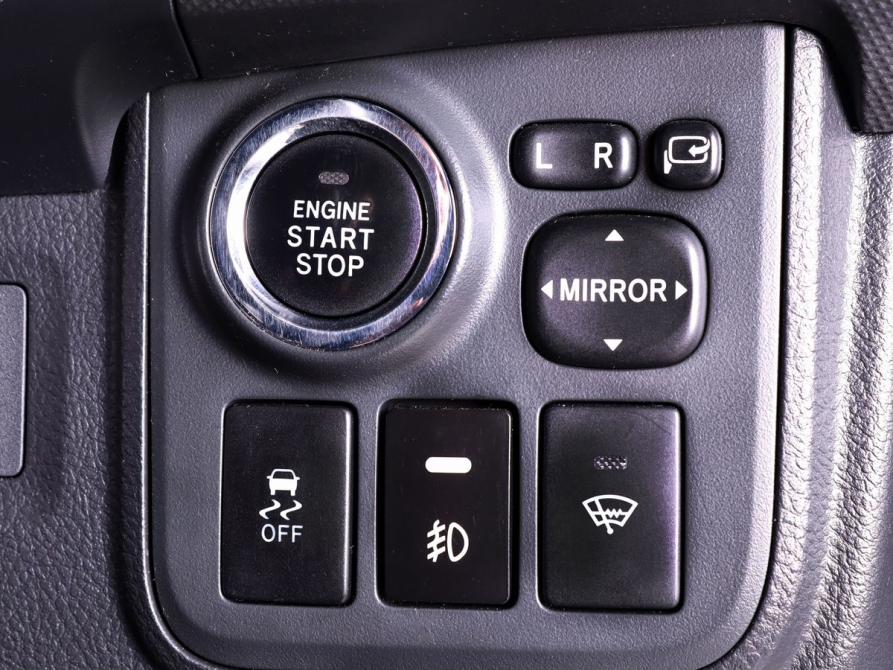 Toyota Wish II Рестайлинг Минеральные Воды  - изображение 13