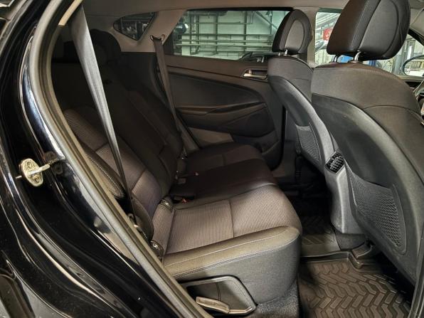 Hyundai Tucson III с пробегом 2016 года, цена 1 549 000 рублей, 211654 км, внедорожник, Автокод Объявления