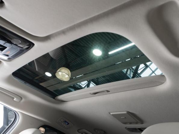Kia Carnival IV с пробегом 2022 года, цена 4 300 000 рублей, 40348 км, минивэн, Автокод Объявления