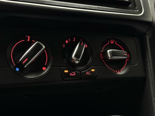 Volkswagen Polo V с пробегом 2010 года, цена 779 000 рублей, 155000 км, седан, Автокод Объявления