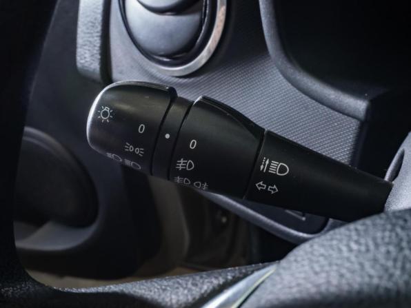 Renault Sandero II Рестайлинг с пробегом 2020 года, цена 1 200 000 рублей, 77638 км, хэтчбек, Автокод Объявления