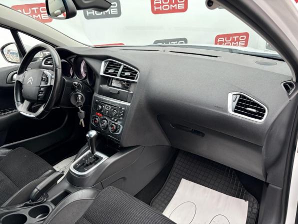 Citroen C4 II с пробегом 2011 года, цена 699 990 рублей, 195900 км, хэтчбек, Автокод Объявления