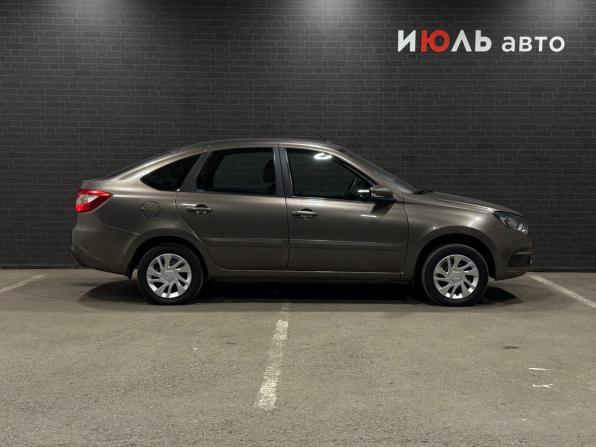 Lada (ВАЗ) Granta I Рестайлинг с пробегом 2022 года, цена 800 000 рублей, 72254 км, хэтчбек, Автокод Объявления