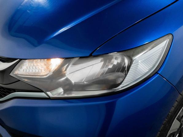 Honda Fit III Рестайлинг с пробегом 2018 года, цена 925 000 рублей, 190482 км, хэтчбек, Автокод Объявления