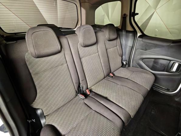Peugeot Partner II Рестайлинг с пробегом 2014 года, цена 897 000 рублей, 192270 км, компактвэн, Автокод Объявления