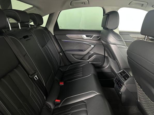 Audi A6 V (C8) с пробегом 2022 года, цена 5 900 000 рублей, 109000 км, седан, Автокод Объявления