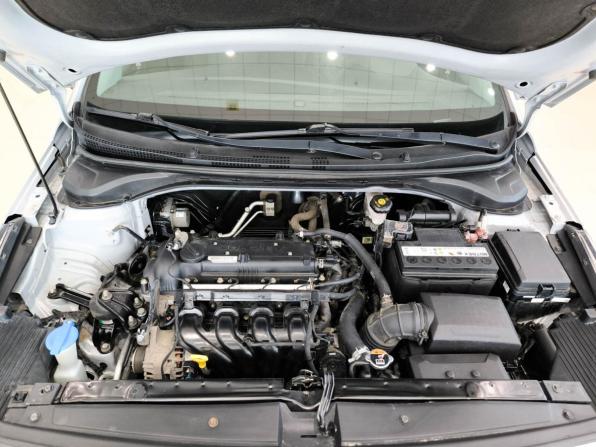 Hyundai Solaris II с пробегом 2019 года, цена 1 320 000 рублей, 110966 км, седан, Автокод Объявления