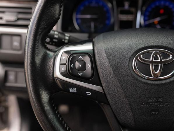 Toyota Camry VII (XV50) Рестайлинг с пробегом 2015 года, цена 2 200 000 рублей, 179623 км, седан, Автокод Объявления