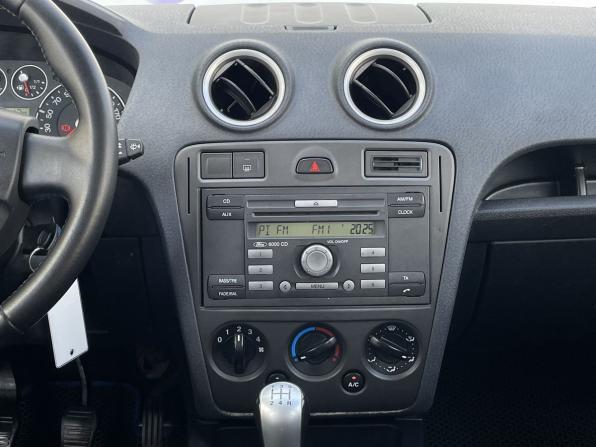 Ford Fusion I Рестайлинг с пробегом 2006 года, цена 430 000 рублей, 145725 км, хэтчбек, Автокод Объявления