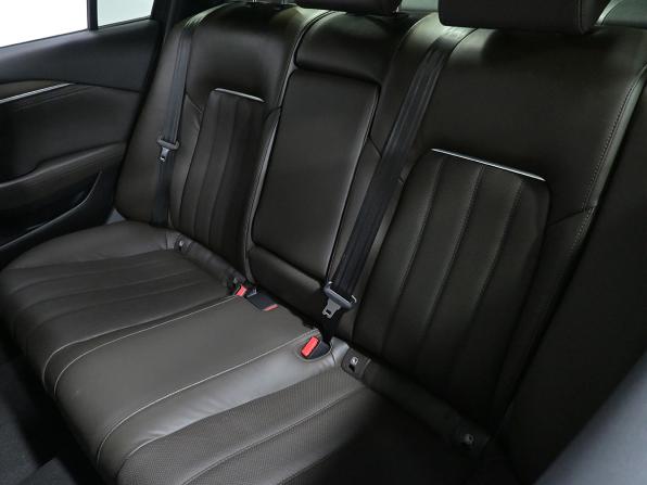 Mazda 6 III (GJ) Рестайлинг 2 с пробегом 2021 года, цена 2 840 000 рублей, 71730 км, седан, Автокод Объявления
