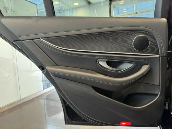 Mercedes-Benz E-Класс V (W213 S213 C238) с пробегом 2019 года, цена 3 370 000 рублей, 142241 км, седан, Автокод Объявления