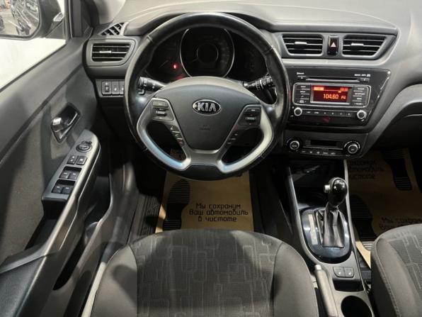 Kia Rio III Рестайлинг с пробегом 2015 года, цена 1 102 000 рублей, 68137 км, хэтчбек, Автокод Объявления