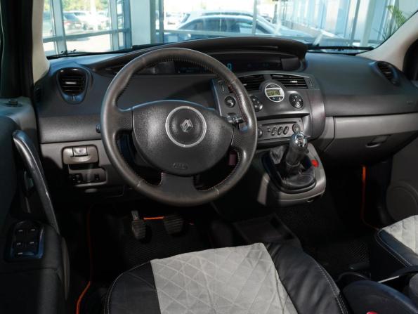 Renault Scenic II Рестайлинг с пробегом 2008 года, цена 658 000 рублей, 293454 км, компактвэн, Автокод Объявления