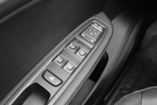 Renault Arkana I с пробегом 2019 года, цена 1 550 000 рублей, 115000 км, внедорожник, Автокод Объявления