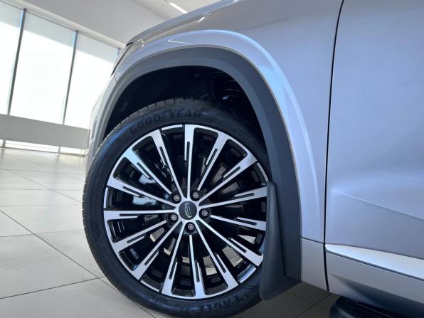 Geely Monjaro I Рестайлинг с пробегом 2026 года, цена 4 654 000 рублей, 15 км, внедорожник, Автокод Объявления