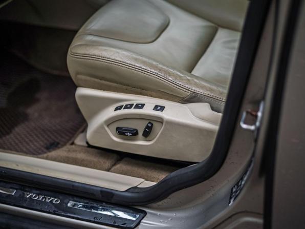 Volvo XC60 I Рестайлинг с пробегом 2013 года, цена 1 475 000 рублей, 256389 км, внедорожник, Автокод Объявления
