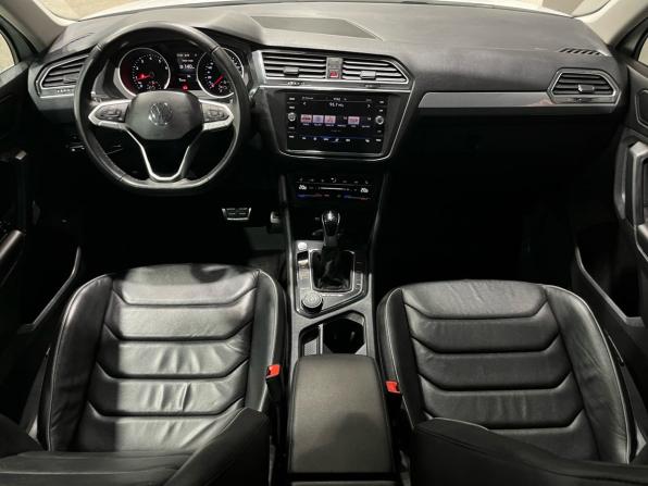 Volkswagen Tiguan II Рестайлинг с пробегом 2021 года, цена 3 035 000 рублей, 71700 км, внедорожник, Автокод Объявления